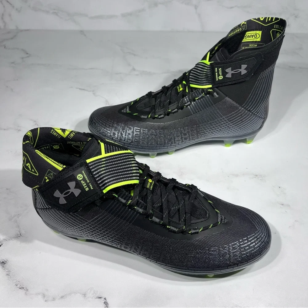 Under Armor Highlight MC Black Football Cleats